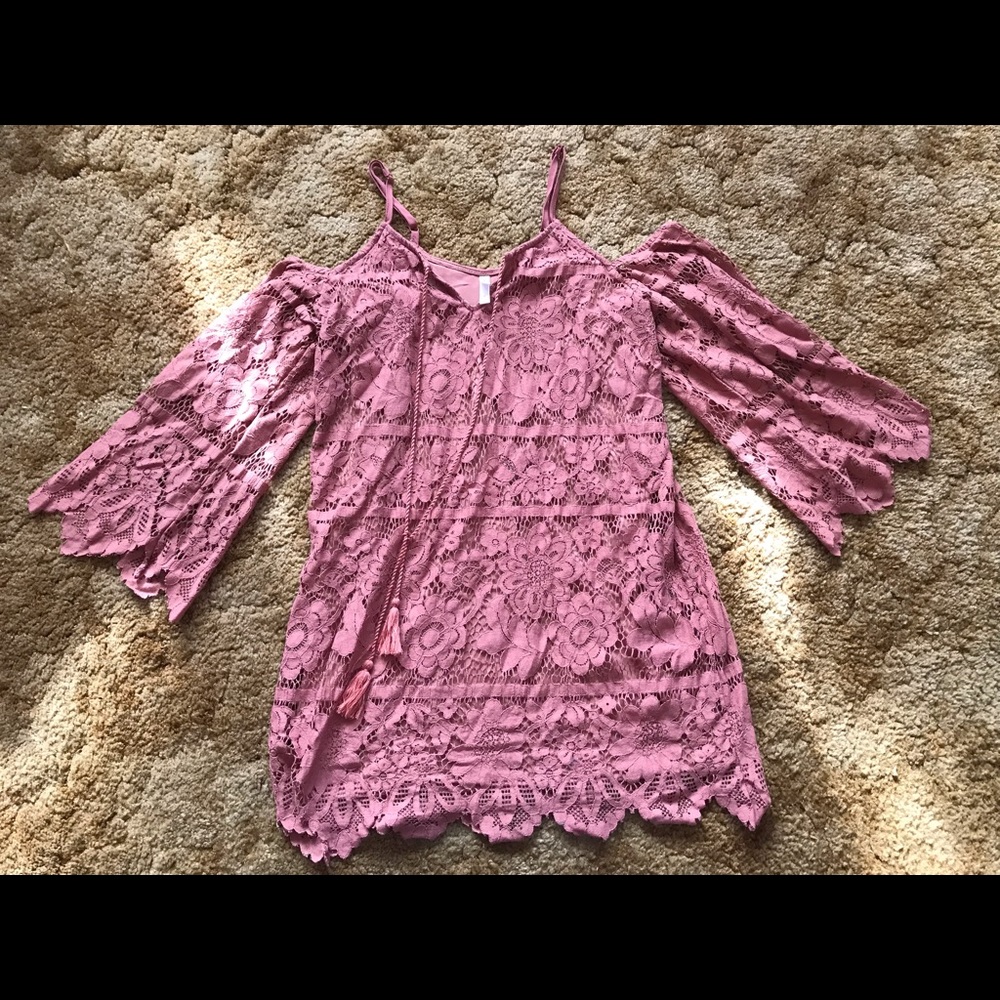 Xhilaration | pink lace cold shoulder dress